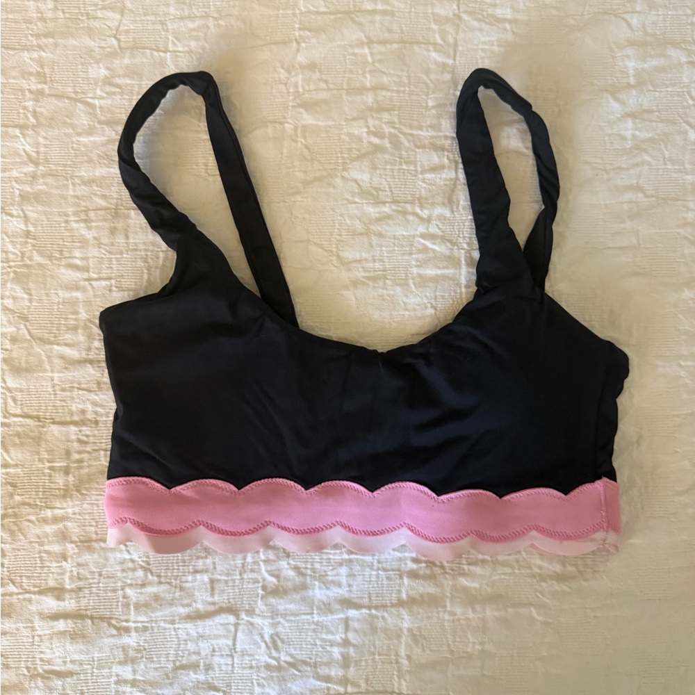 Beach Riot Black and Marin Sweet Berry top, size small